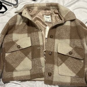 Brand new Abercrombie cropped plaid jacket
